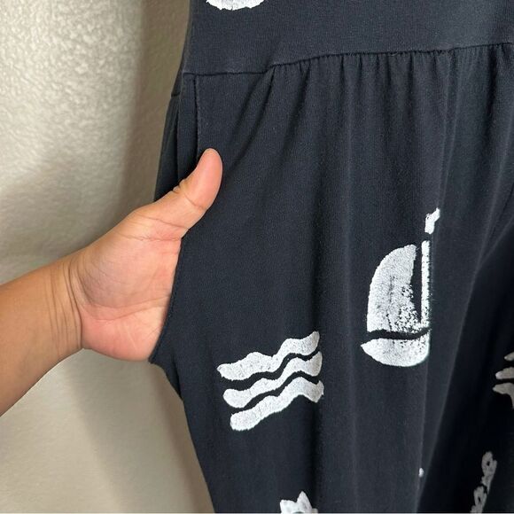 Natural Elements Black Tropical Sleeveless Jumpsuit - Picture 5 of 13